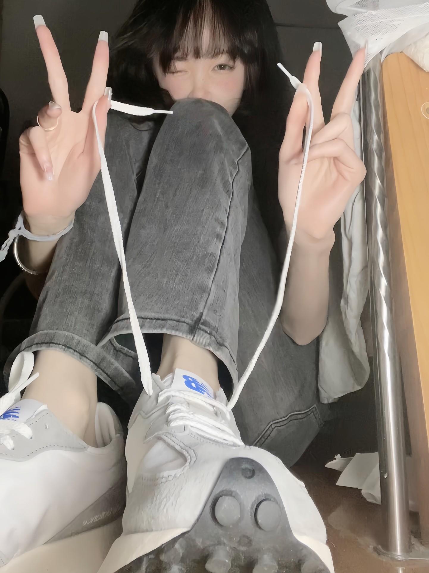 元祖灰327 我的本命鞋👟